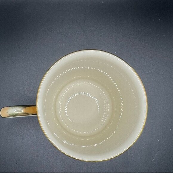 Lenox holiday dimension collection Festive Holly Mug with Gold Trim listing #1 - Picture 2 of 5